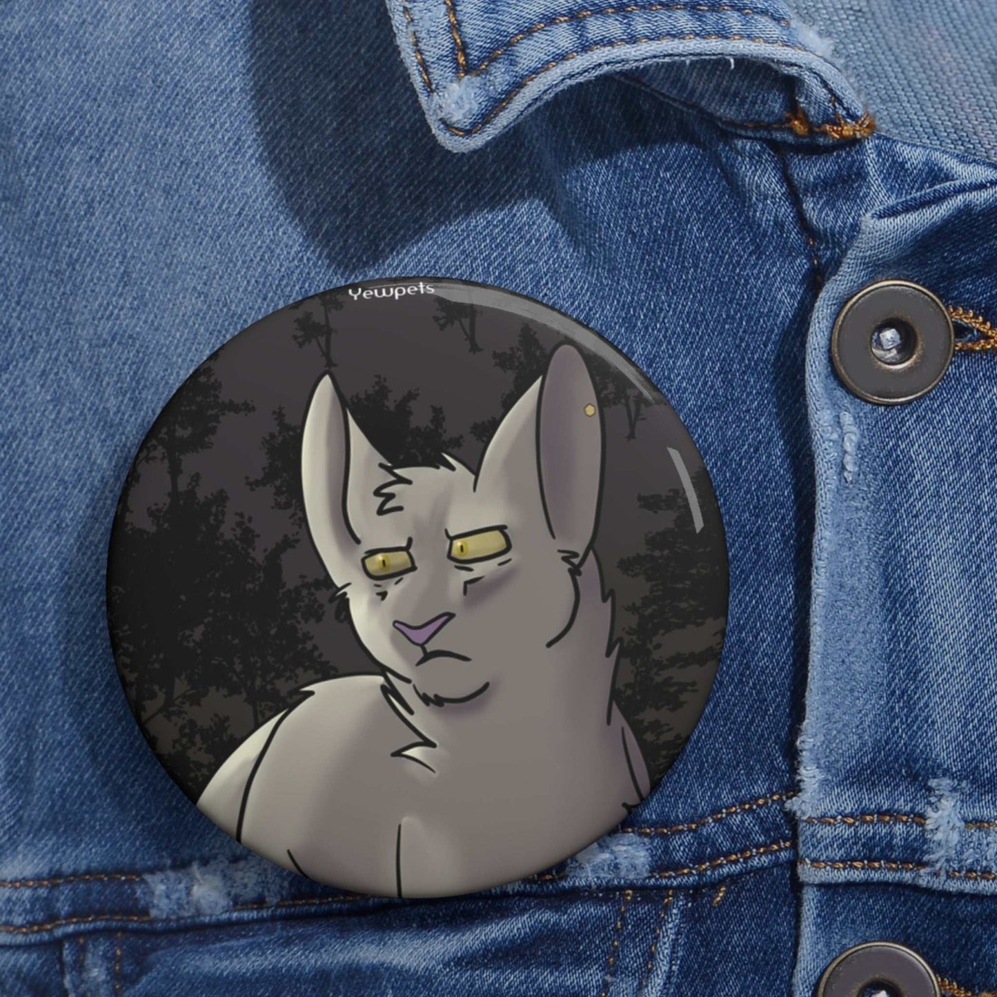 White Cat Button - Stylish Pin Featuring Cyanna from Avenir