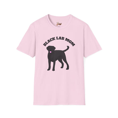 Black Lab Dog Mom T-Shirt